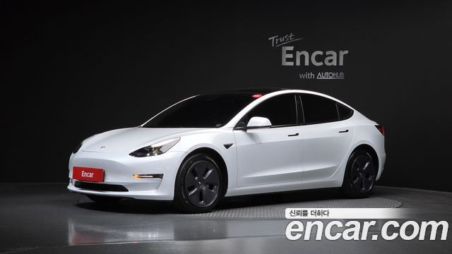 Tesla Model 3 2022