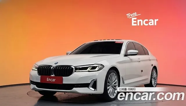 BMW 5-Series 2022