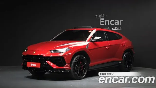 Lamborghini Urus 2024