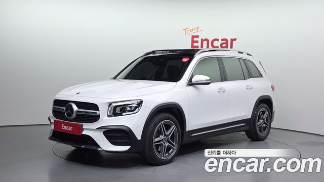Mercedes-Benz GLB-Class 2023