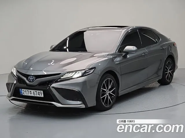 Toyota Camry 2024