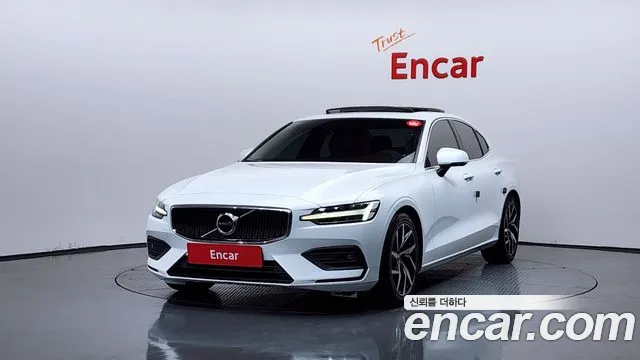 Volvo S60 2020