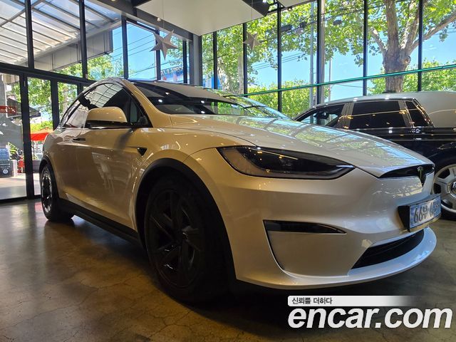 Tesla Model X 2026