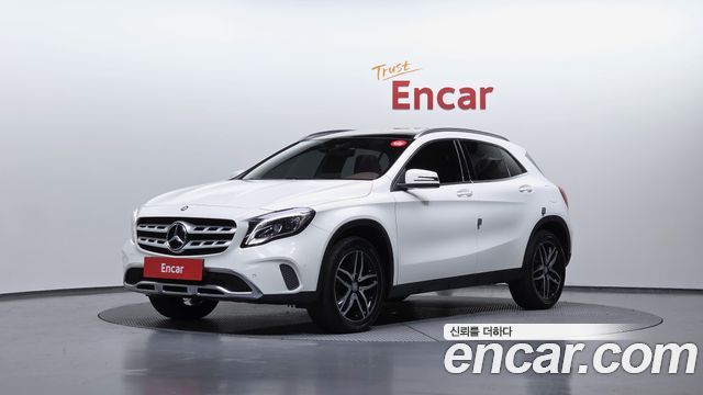 Mercedes-Benz GLA-Class 2017