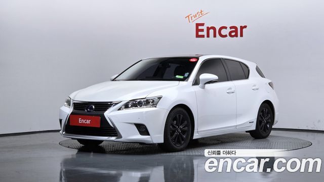 Lexus CT200h 2014