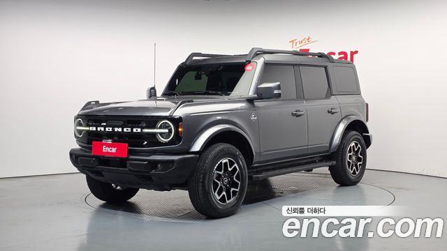 Ford Bronco 2022