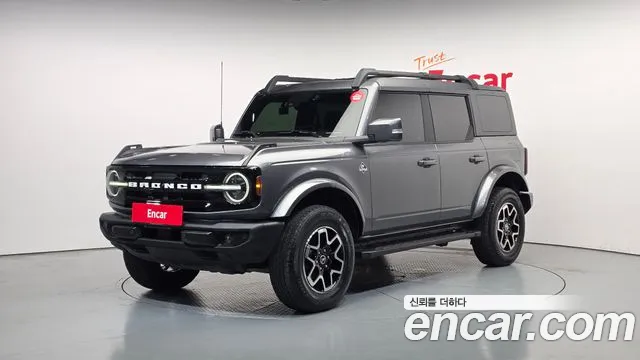 Ford Bronco 2022