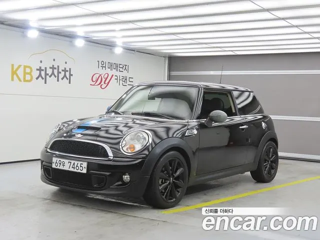 MINI Cooper 2012