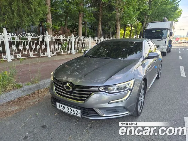 Renault SM6 2016