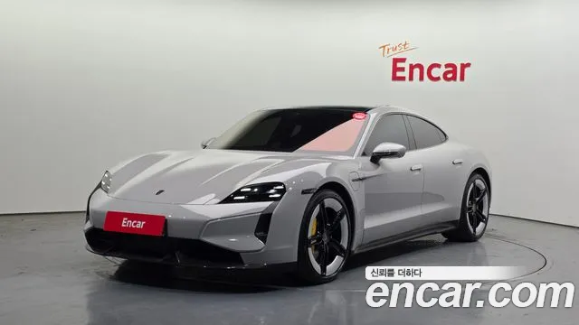 Porsche Taycan 2024