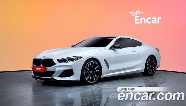 BMW 8-Series 2022