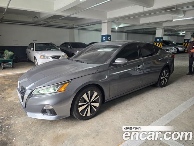 Nissan Altima 2019