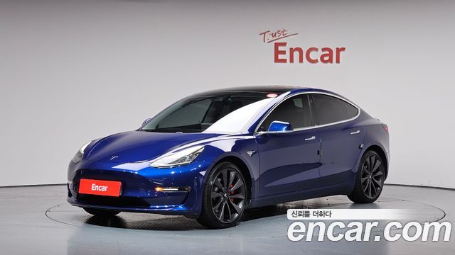 Tesla Model 3 2020