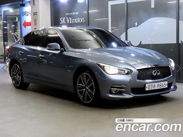 Infiniti Q50 2015