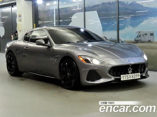 Maserati GranTurismo 2013