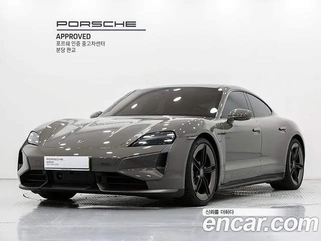 Porsche Taycan 2025