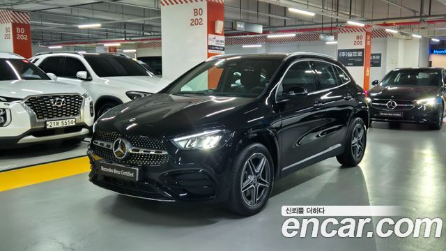 Mercedes-Benz GLA-Class 2025