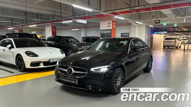 Mercedes-Benz C-Class 2025