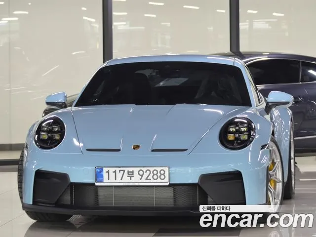 Porsche 911 2025