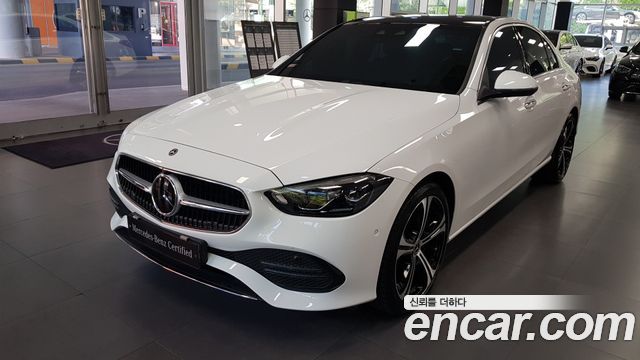 Mercedes-Benz C-Class 2023