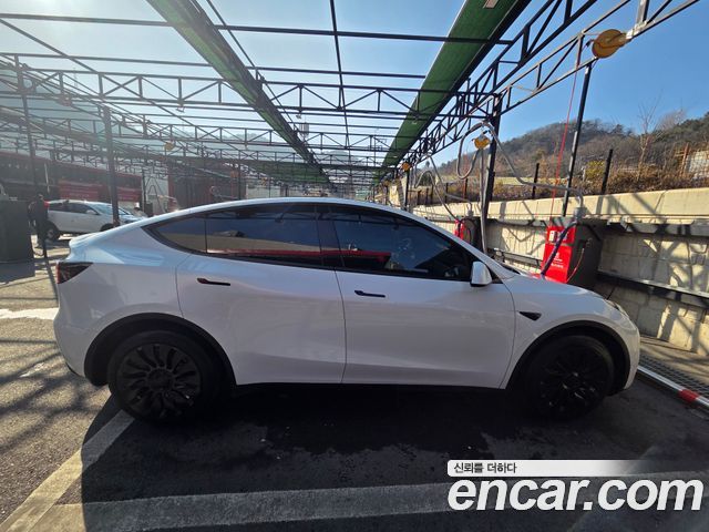 Tesla Model Y 2022