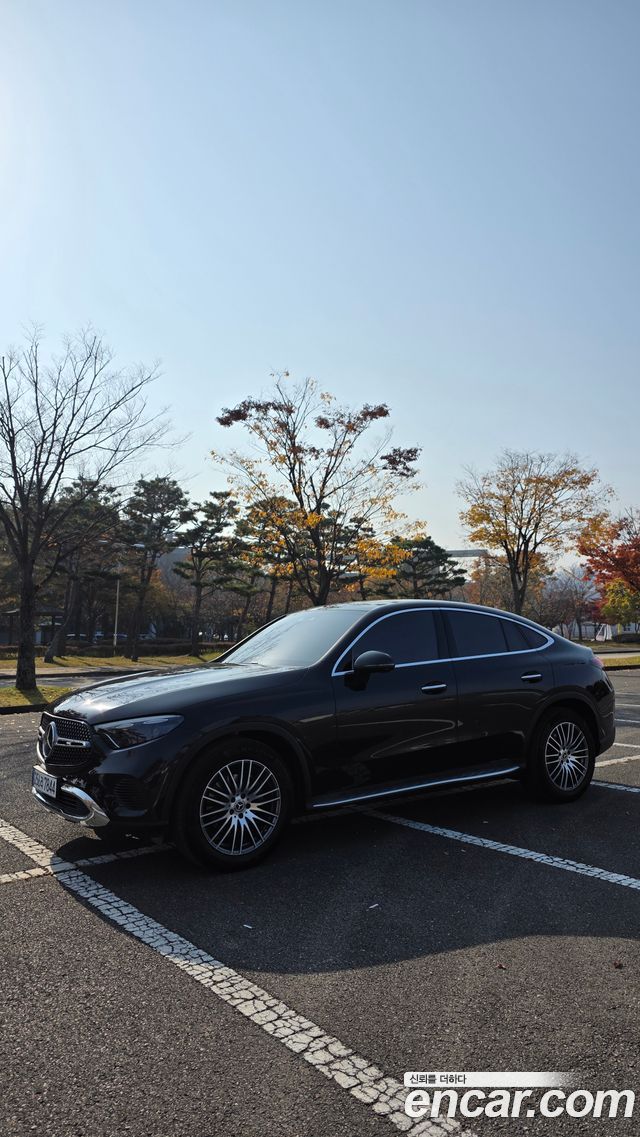 Mercedes-Benz GLC-Class 2025