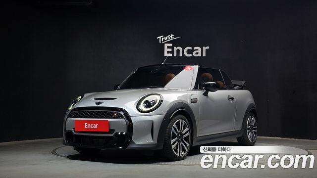 MINI Cooper Convertible 2024