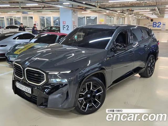 BMW XM 2025