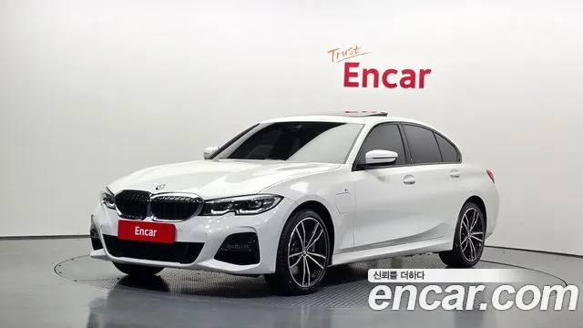 BMW 3-Series 2021