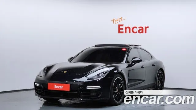 Porsche Panamera 2020