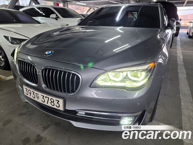 BMW 7-Series 2015