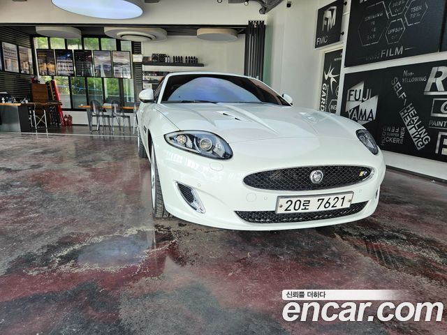 Jaguar XKR 2011