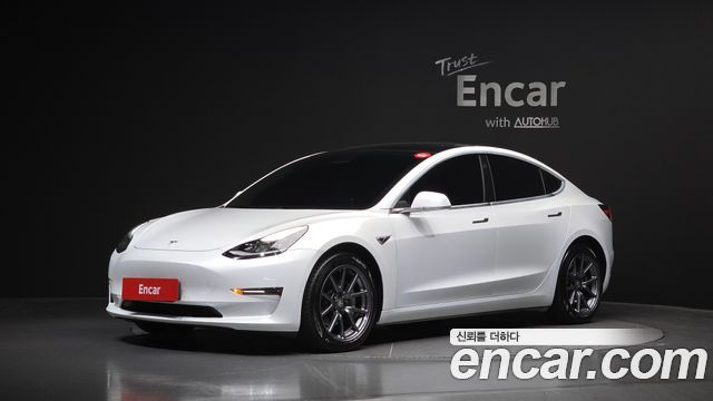 Tesla Model 3 2020