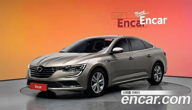 Renault SM6 2016