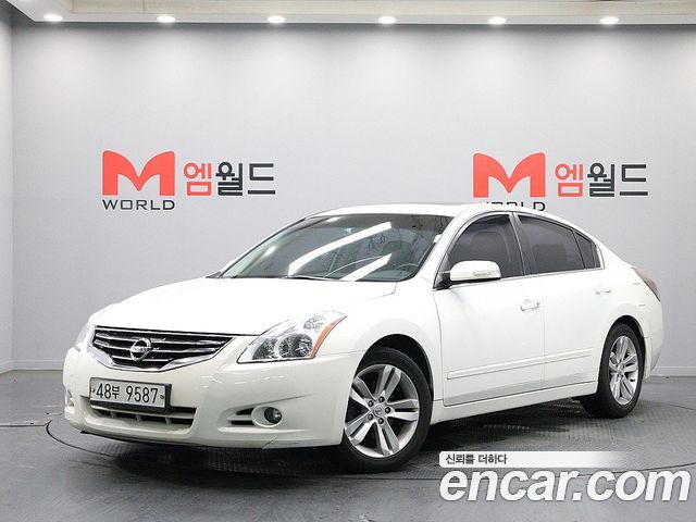 Nissan Altima 2012