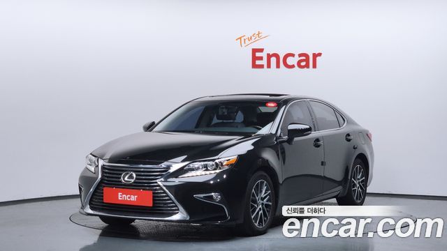 Lexus ES 2016