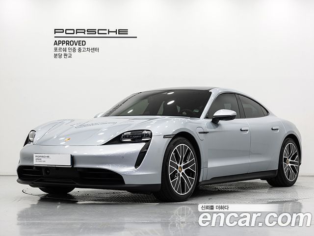 Porsche Taycan 2023