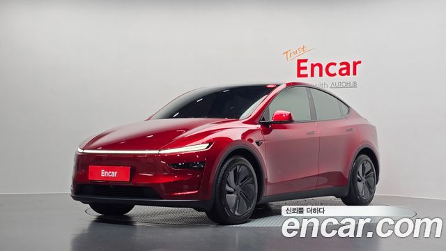 Tesla Model Y 2025