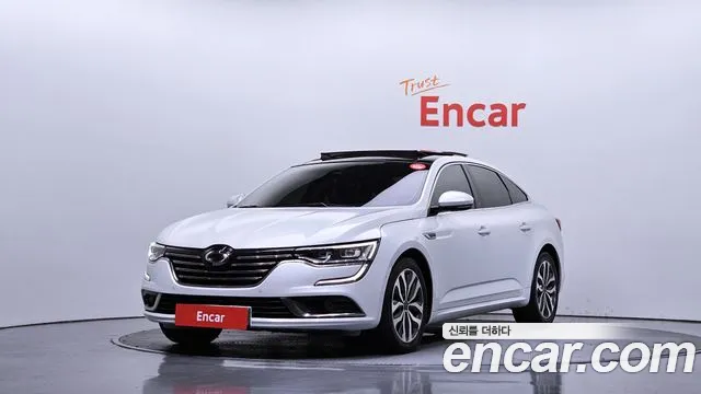 Renault SM6 2016