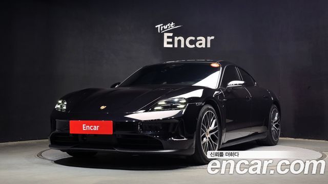 Porsche Taycan 2024