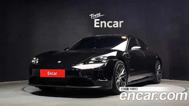 Porsche Taycan 2024