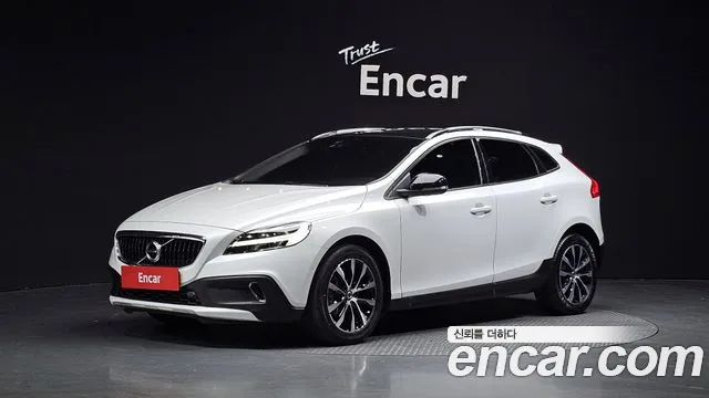 Volvo V40 2019