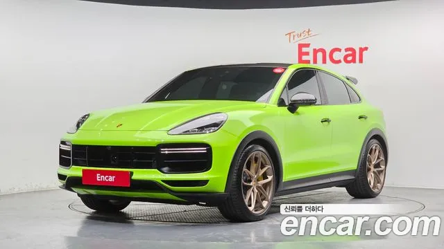 Porsche Cayenne 2022