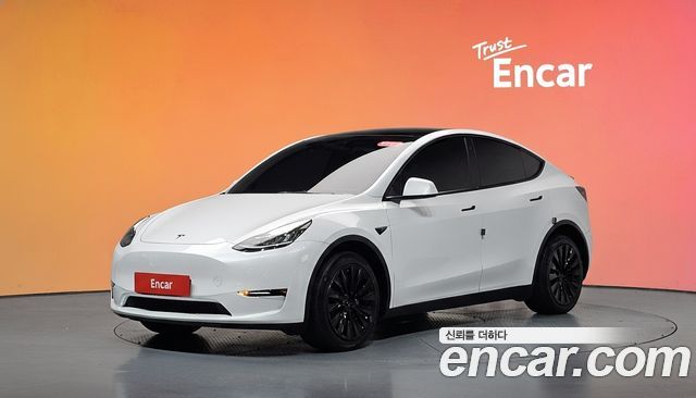 Tesla Model Y 2022