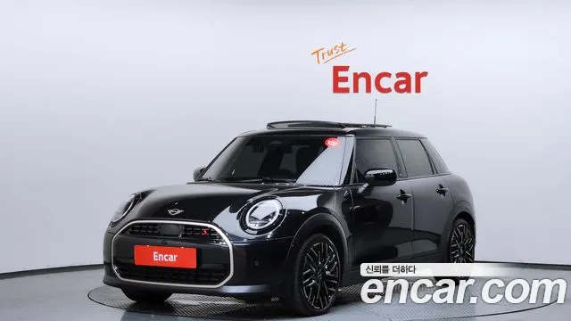 MINI Cooper 2025