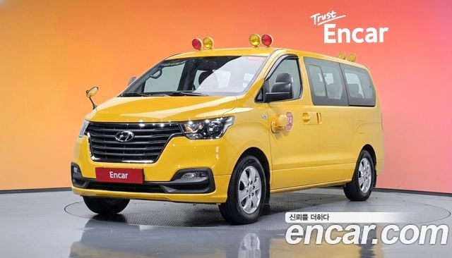 Hyundai Starex 2021