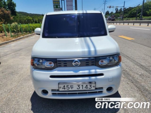 Nissan Cube 2012