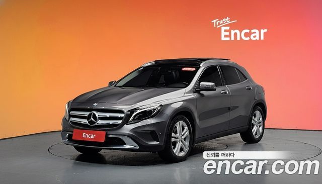 Mercedes-Benz GLA-Class 2015