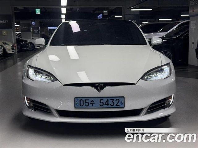 Tesla Model S 2018