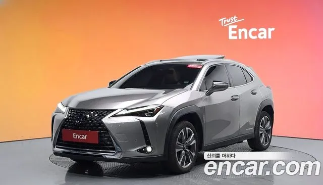 Lexus UX 2022
